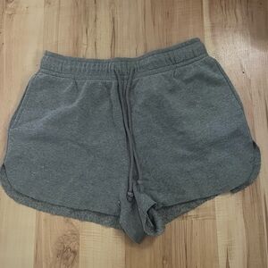 Wild Fable Women’s Size Large Gray Fleece Lined Sweatshorts